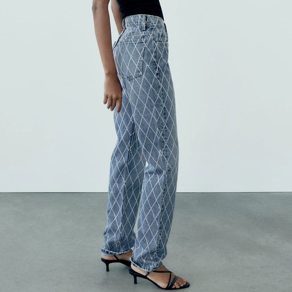 Zara TRF MID RISE RHINESTONE JEANS - Picture 7 of 9